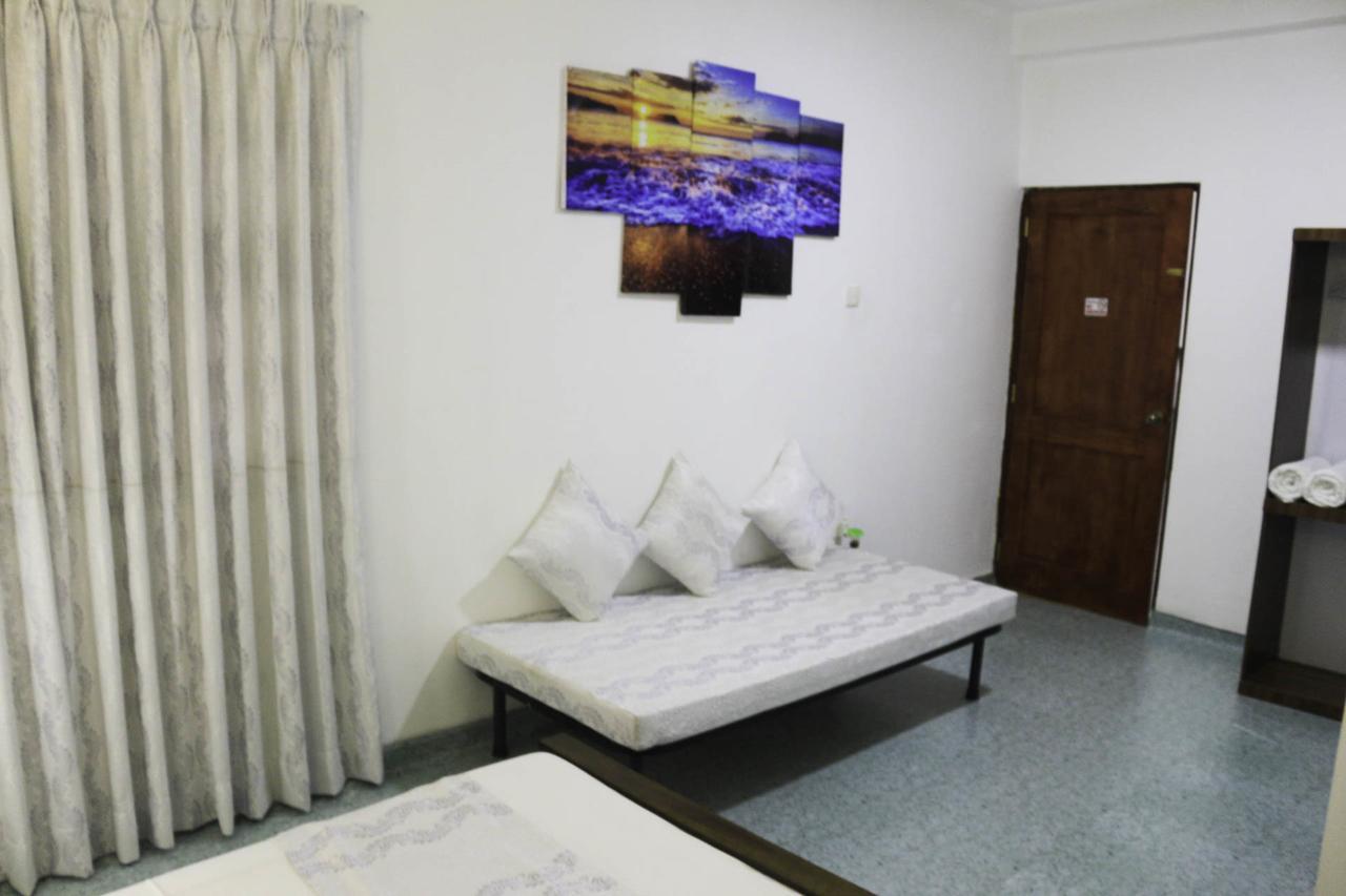Yoho Travellers Residence Κάντι Εξωτερικό φωτογραφία