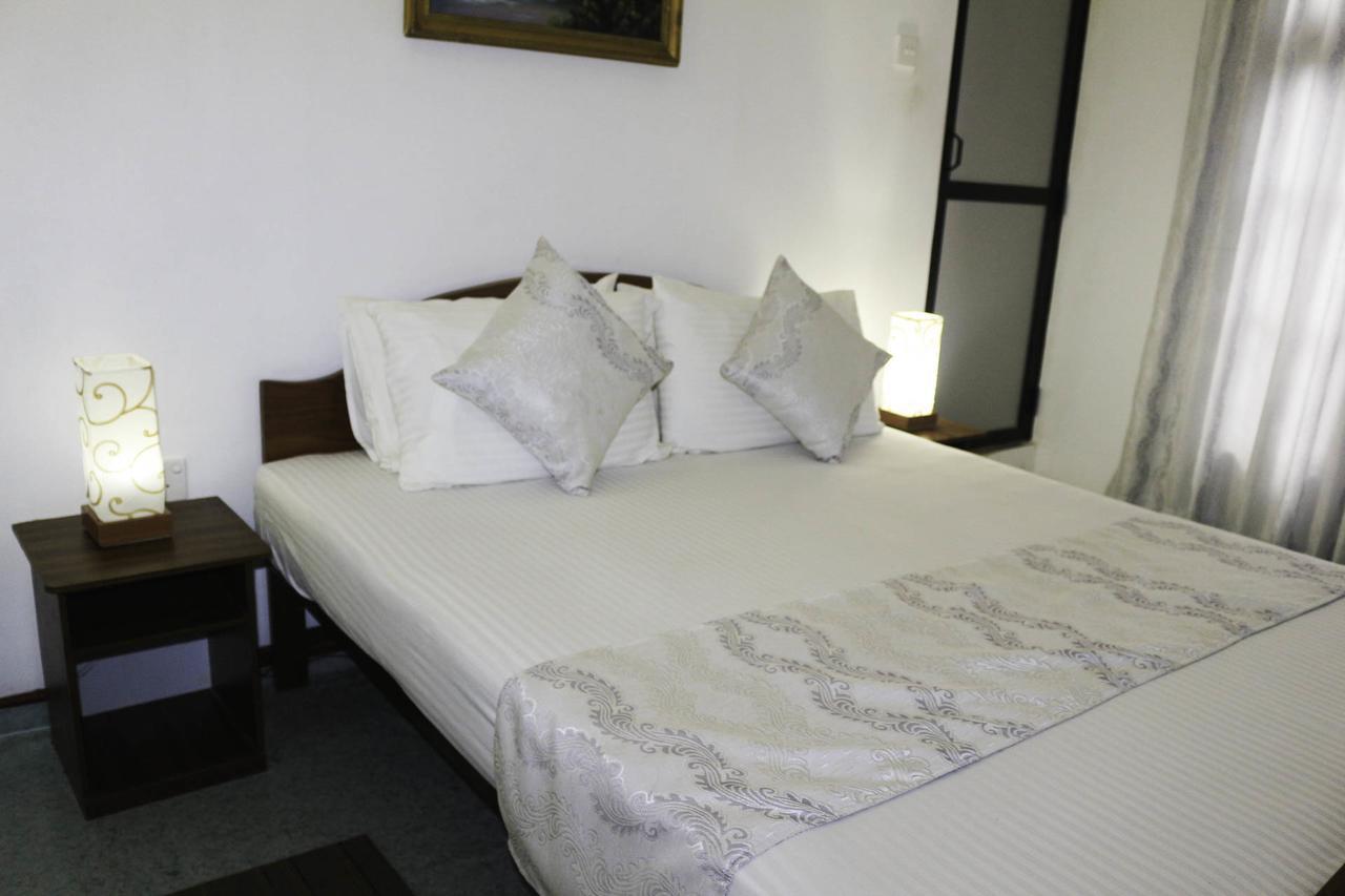 Yoho Travellers Residence Κάντι Εξωτερικό φωτογραφία